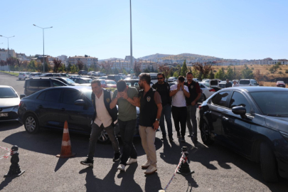Nevşehir’de plakasız araçtan çıkan 3 kişi silahlı saldırının şüphelileri çıktı