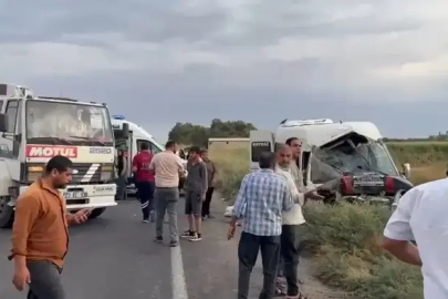 Şanlıurfa’da tarım işçilerini taşıyan minibüs sulama kanalına devrildi: 19 yaralı